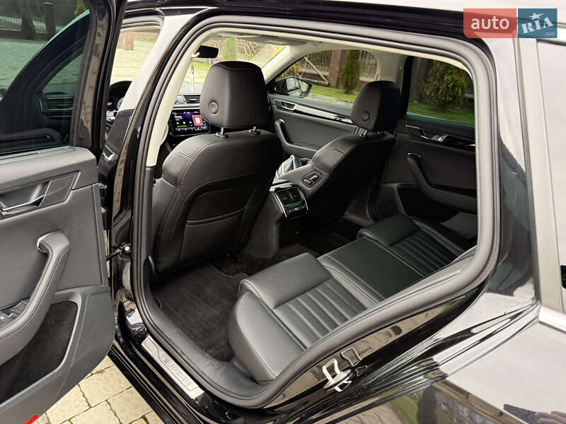 Універсал Skoda Superb 2021 в Сваляві