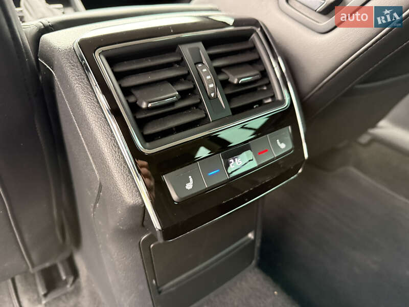 Універсал Skoda Superb 2021 в Сваляві