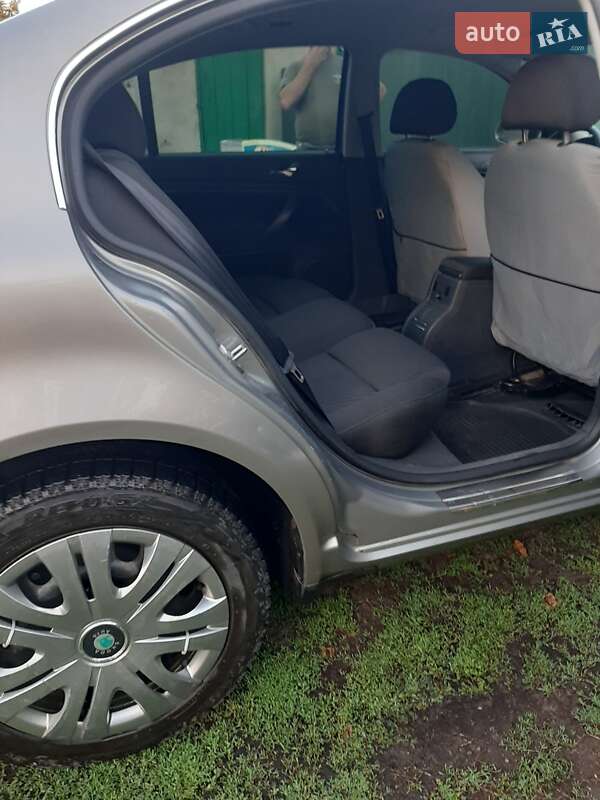 Лифтбек Skoda Superb 2008 в Попельне фото 3 Лифтбек Skoda Superb 2008 в Попельне