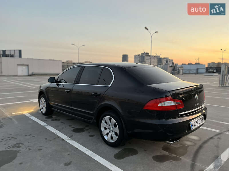 Лифтбек Skoda Superb 2011 в Киеве фото 10 Лифтбек Skoda Superb 2011 в Киеве