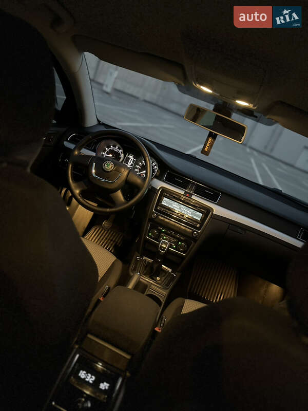 Лифтбек Skoda Superb 2011 в Киеве фото 14 Лифтбек Skoda Superb 2011 в Киеве