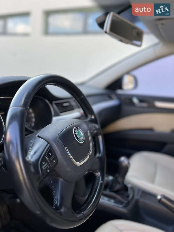 Ліфтбек Skoda Superb 2012 в Ужгороді фото 19 Ліфтбек Skoda Superb 2012 в Ужгороді