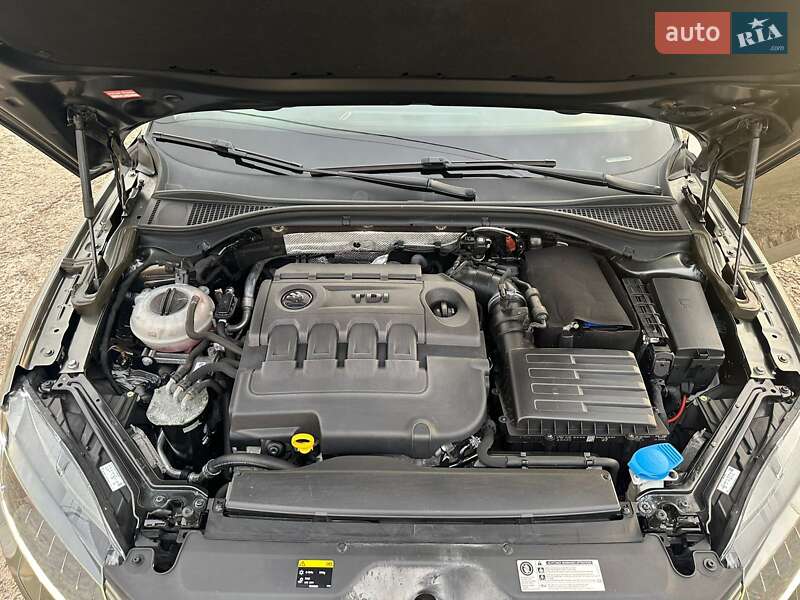 Универсал Skoda Superb 2016 в Нововолынске фото 22 Универсал Skoda Superb 2016 в Нововолынске