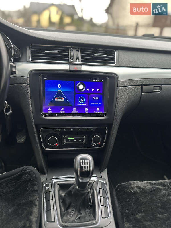 Лифтбек Skoda Superb 2008 в Жовкве