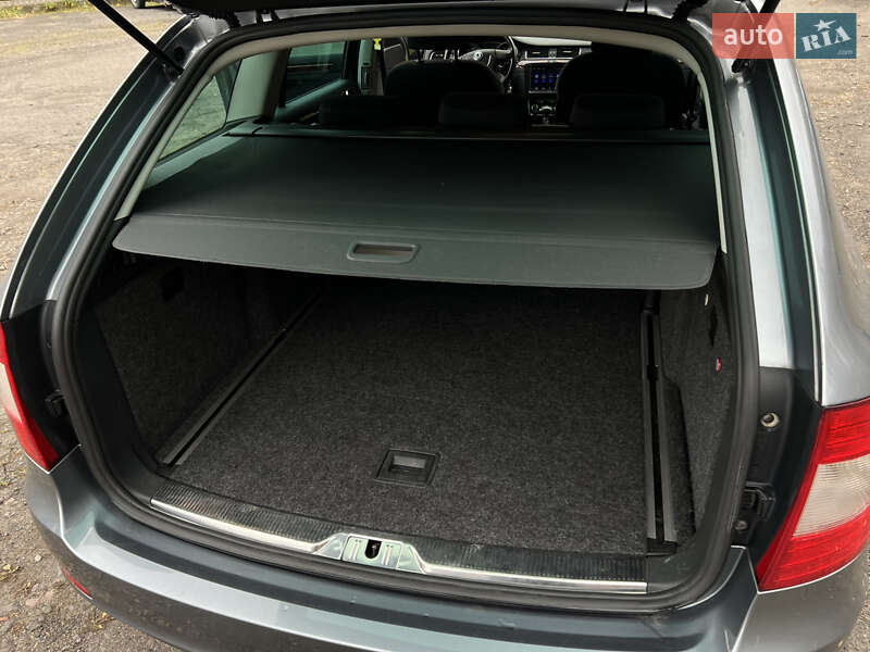 Универсал Skoda Superb 2010 в Луцке