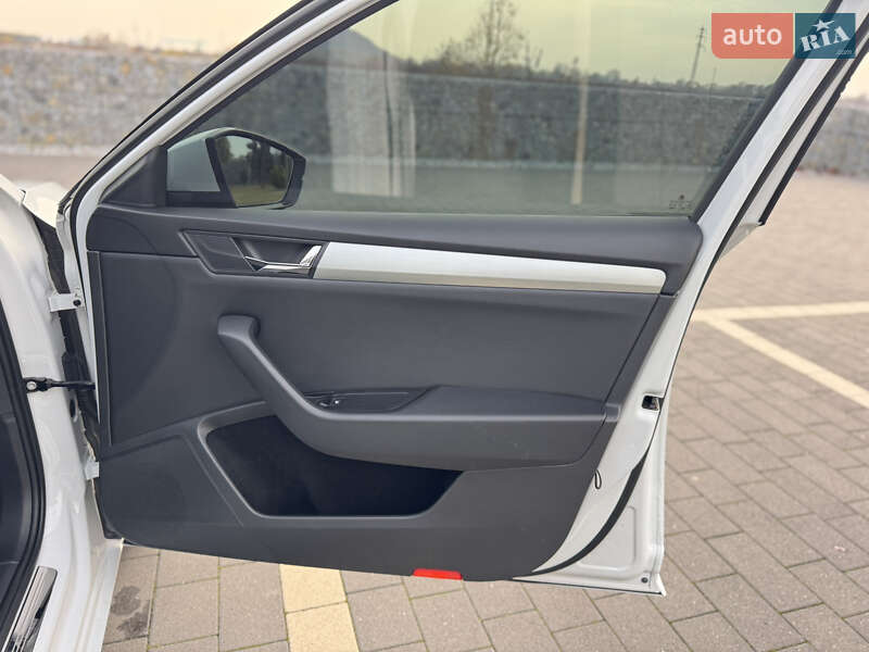 Ліфтбек Skoda Superb 2019 в Мукачевому фото 42 Ліфтбек Skoda Superb 2019 в Мукачевому