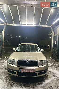 Лифтбек Skoda Superb 2003 в Черкассах