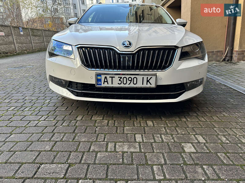 Універсал Skoda Superb 2016 в Івано-Франківську