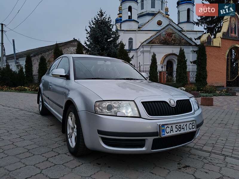 Лифтбек Skoda Superb 2007 в Лысянке фото Лифтбек Skoda Superb 2007 в Лысянке