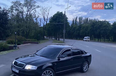 Лифтбек Skoda Superb 2006 в Кривом Роге