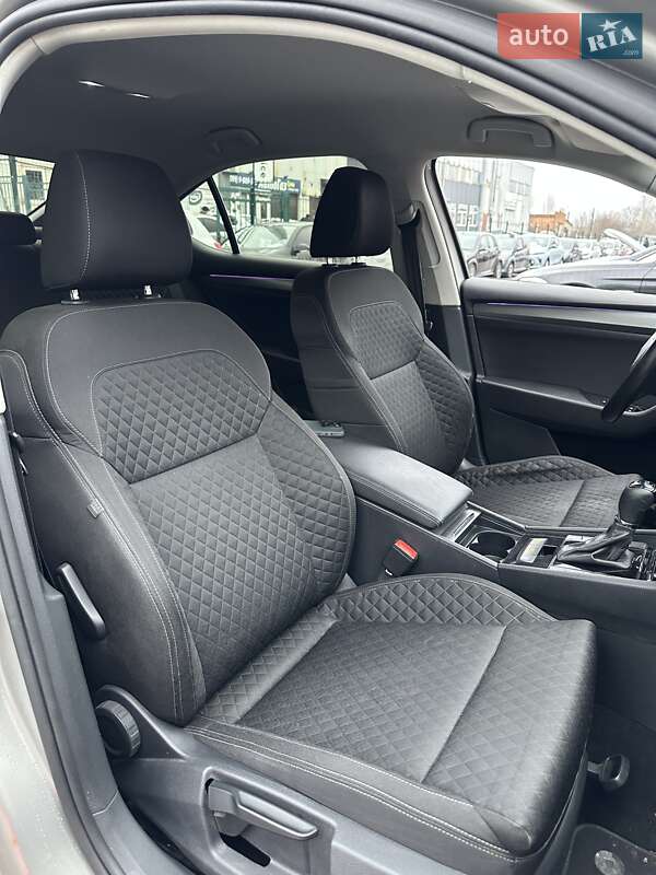 Лифтбек Skoda Superb 2017 в Сумах фото 43 Лифтбек Skoda Superb 2017 в Сумах