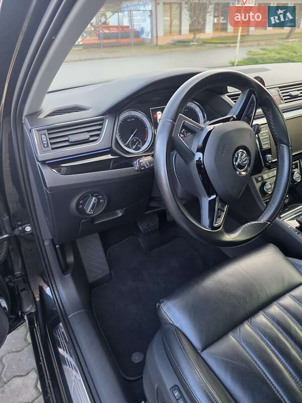 Лифтбек Skoda Superb 2016 в Мукачево