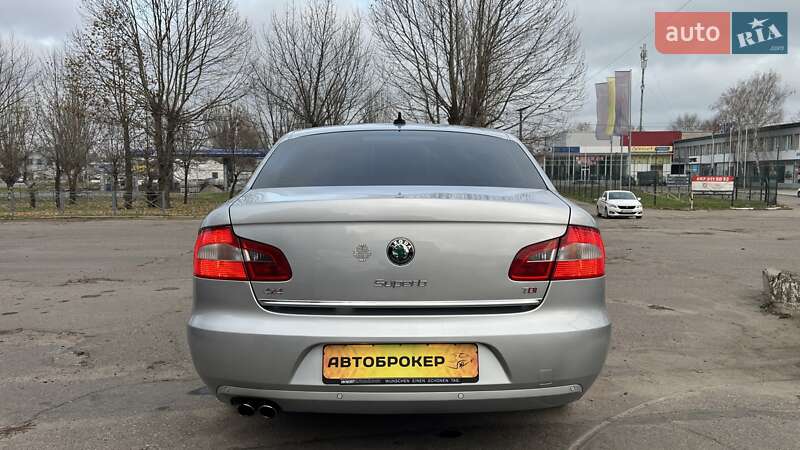 Лифтбек Skoda Superb 2012 в Николаеве