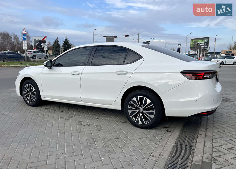 Ліфтбек Skoda Superb 2024 в Дніпрі фото 10 Ліфтбек Skoda Superb 2024 в Дніпрі