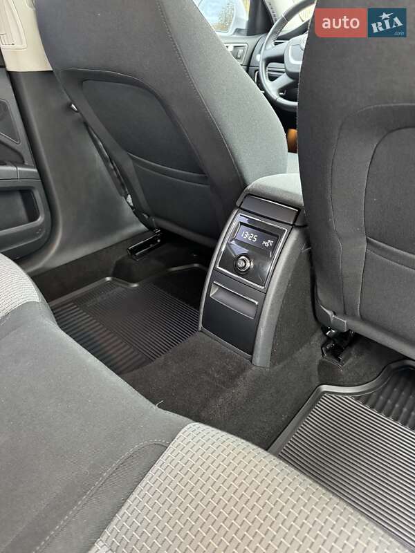 Лифтбек Skoda Superb 2012 в Одессе