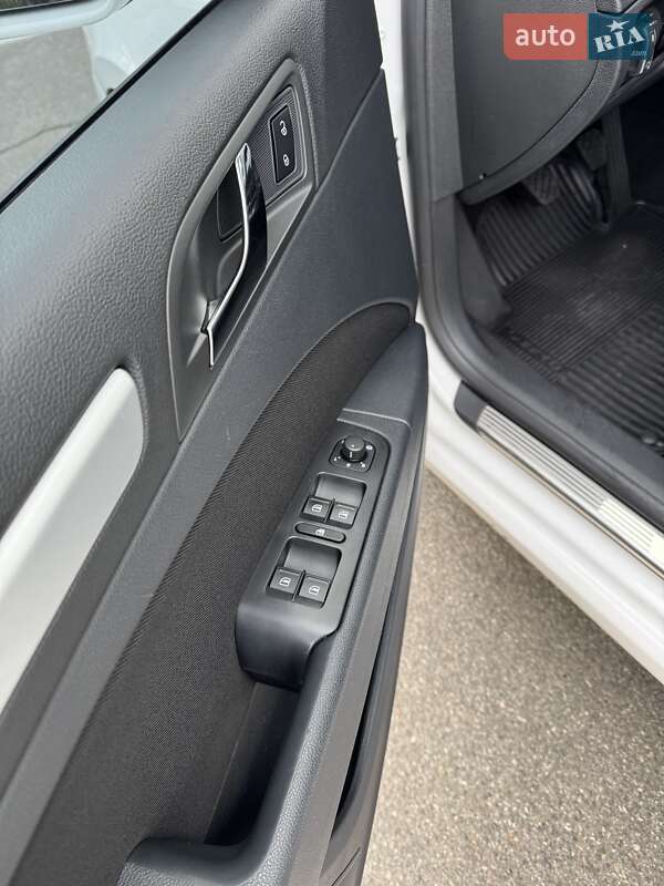 Лифтбек Skoda Superb 2012 в Одессе