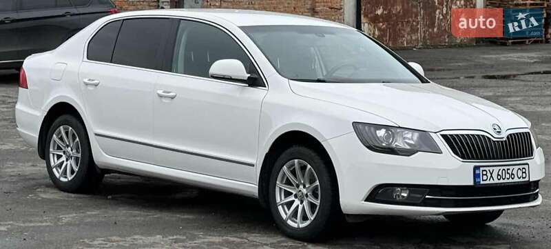Ліфтбек Skoda Superb 2013 в Хмельницькому