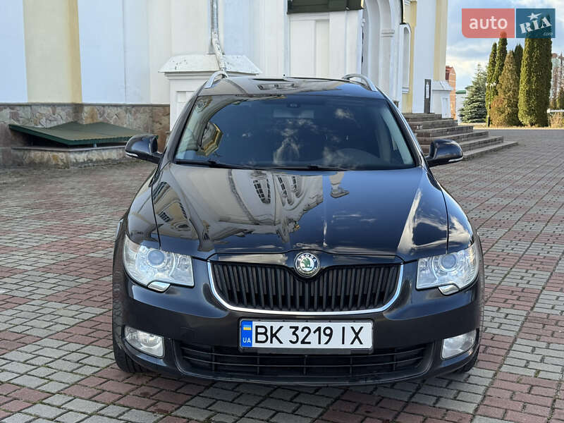 Универсал Skoda Superb 2012 в Вараше фото 2 Универсал Skoda Superb 2012 в Вараше