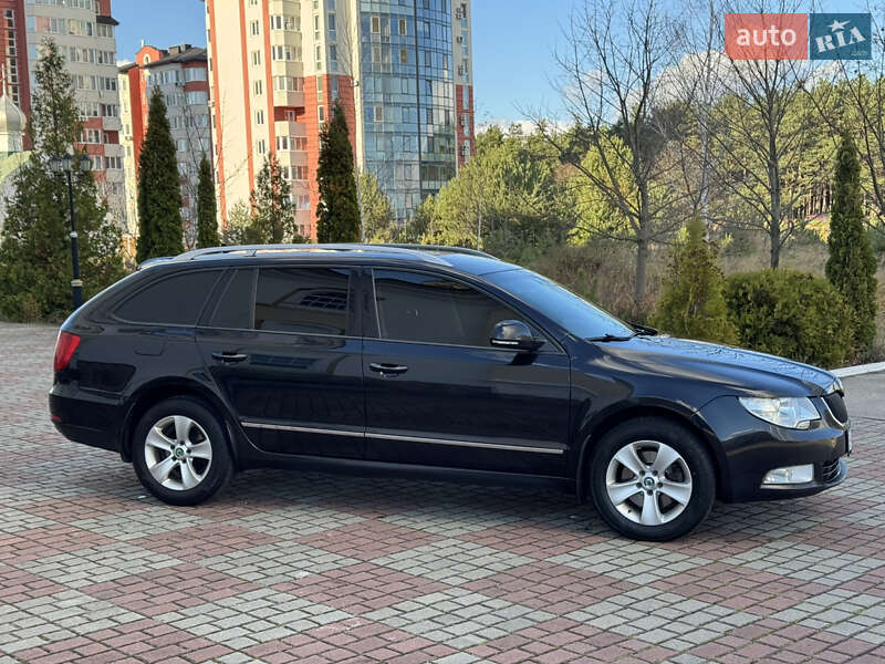Универсал Skoda Superb 2012 в Вараше фото 9 Универсал Skoda Superb 2012 в Вараше