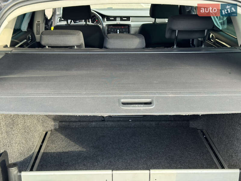 Универсал Skoda Superb 2012 в Вараше фото 28 Универсал Skoda Superb 2012 в Вараше