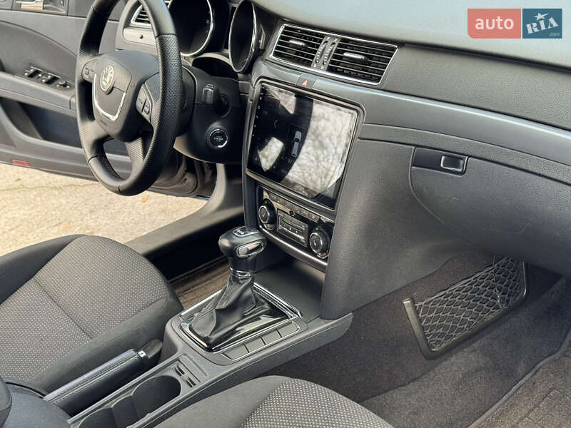 Универсал Skoda Superb 2012 в Вараше фото 30 Универсал Skoda Superb 2012 в Вараше