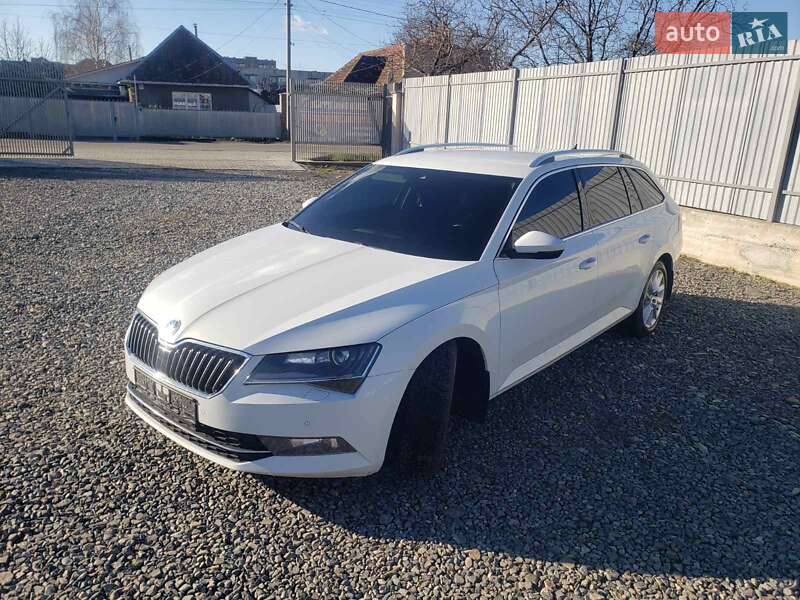 Універсал Skoda Superb 2018 в Мукачевому