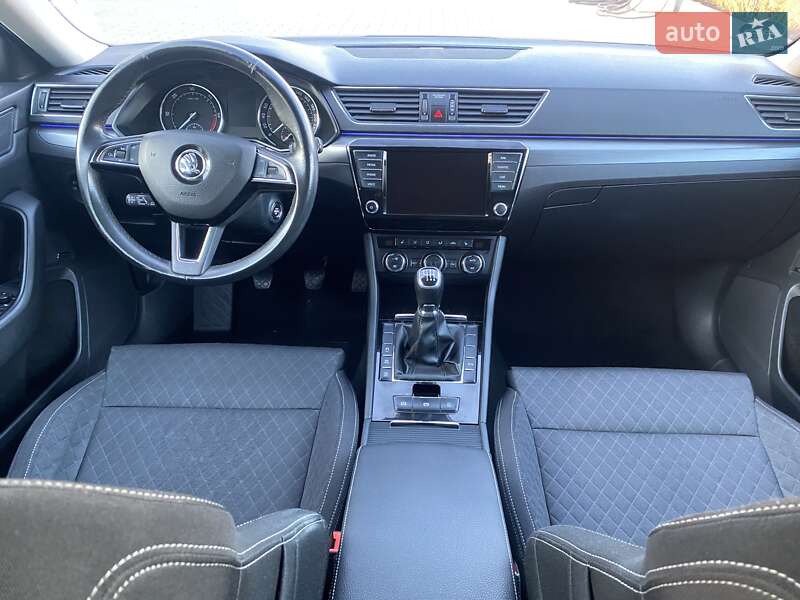 Ліфтбек Skoda Superb 2017 в Ужгороді