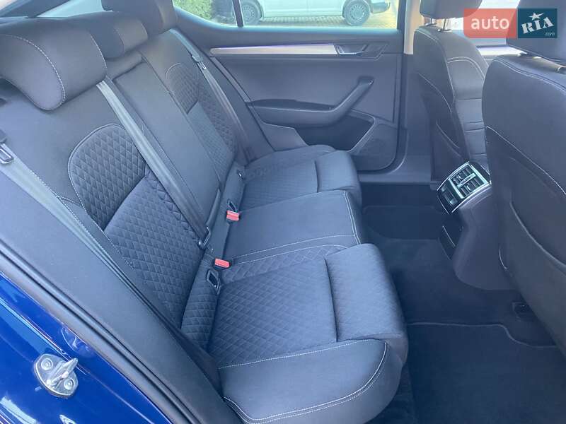 Ліфтбек Skoda Superb 2017 в Ужгороді