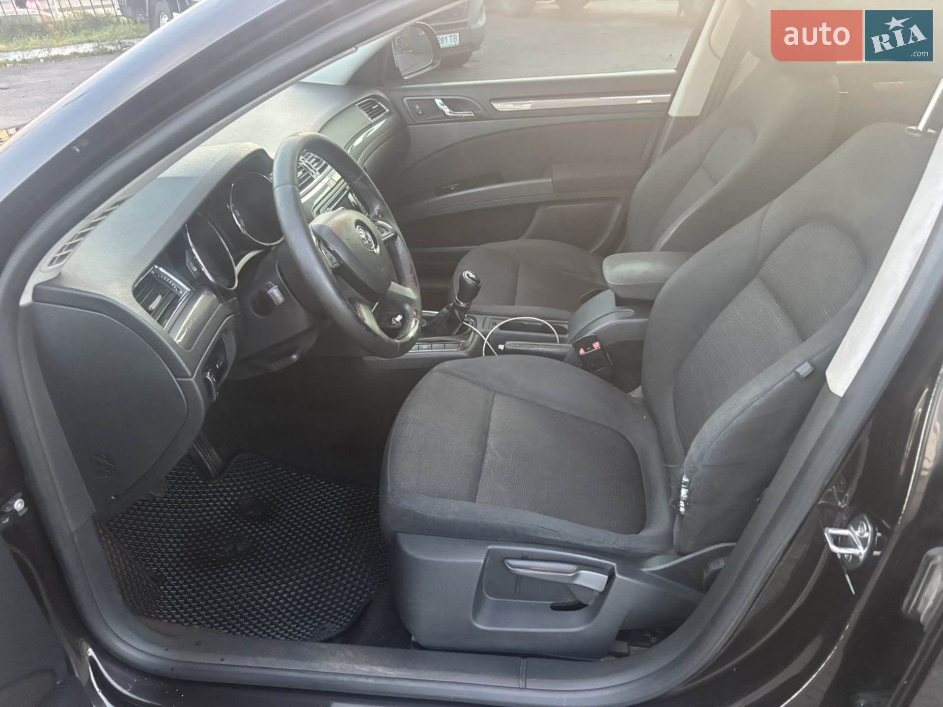 2013 Skoda Superb - мініатюра 11