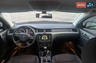 Лифтбек Skoda Superb 2013 в Львове
