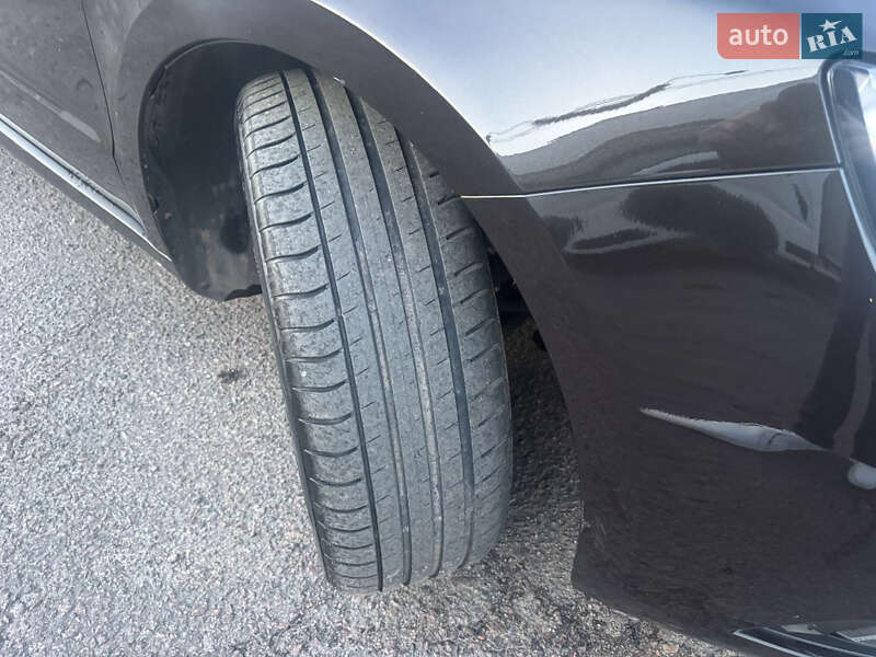 Ліфтбек Skoda Superb 2013 в Львові