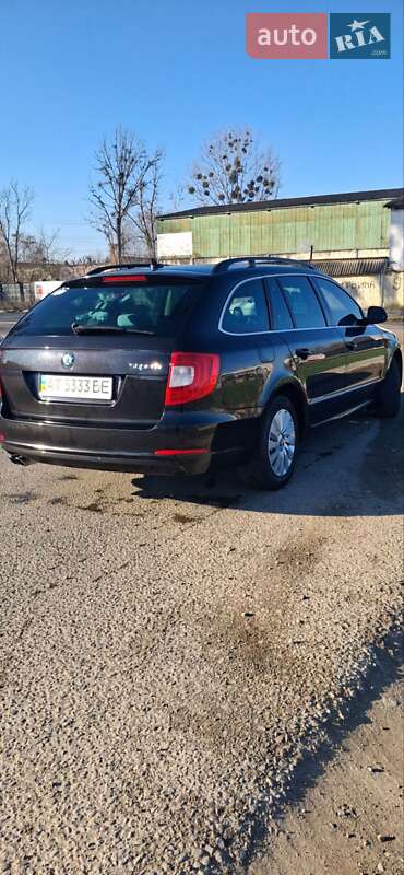 Універсал Skoda Superb 2011 в Калуші