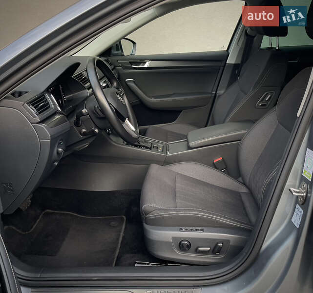 Универсал Skoda Superb 2020 в Мукачево