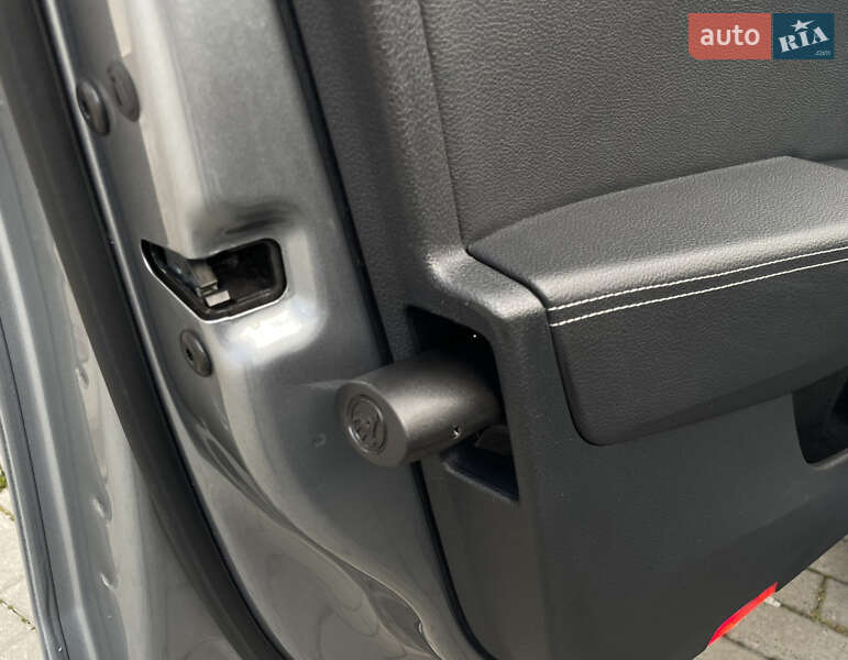 Универсал Skoda Superb 2020 в Мукачево