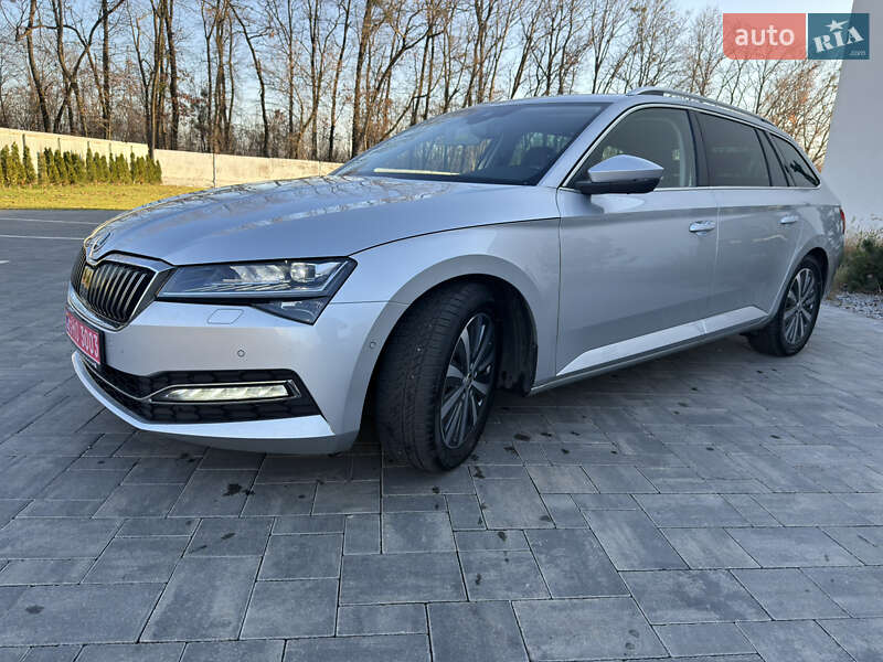 Універсал Skoda Superb 2023 в Луцьку