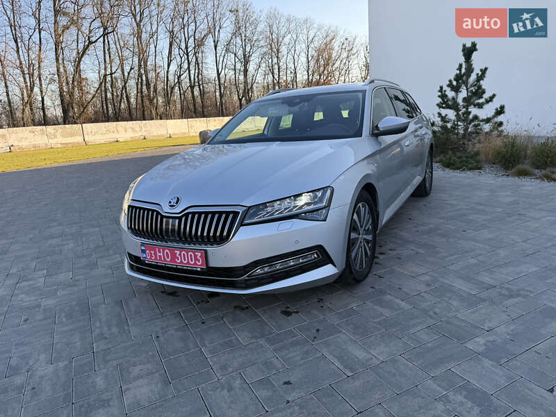 Універсал Skoda Superb 2023 в Луцьку