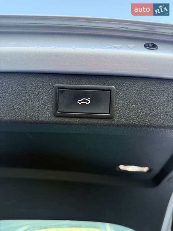 Універсал Skoda Superb 2023 в Луцьку