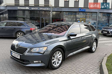 Універсал Skoda Superb 2015 в Львові
