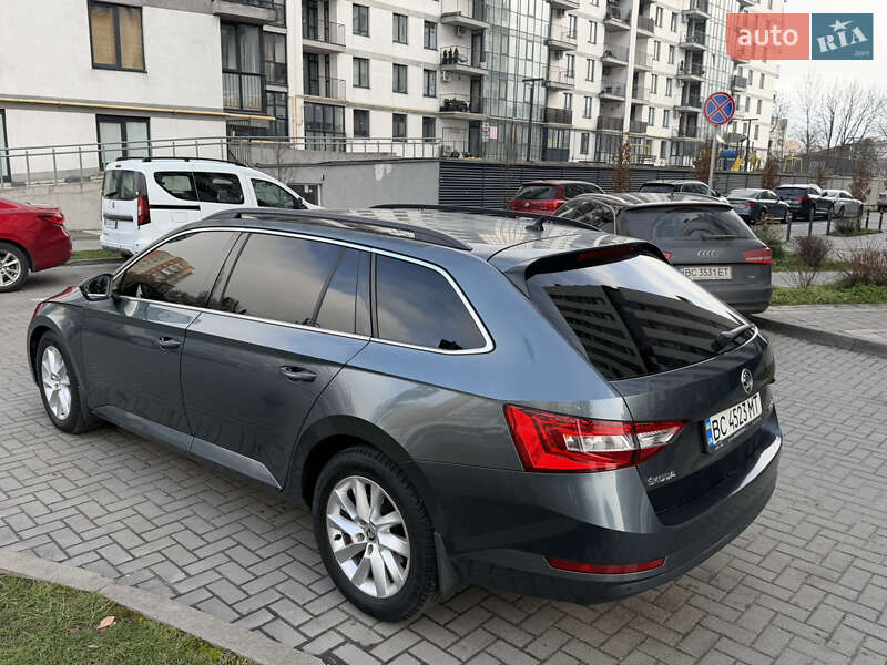 Універсал Skoda Superb 2015 в Львові