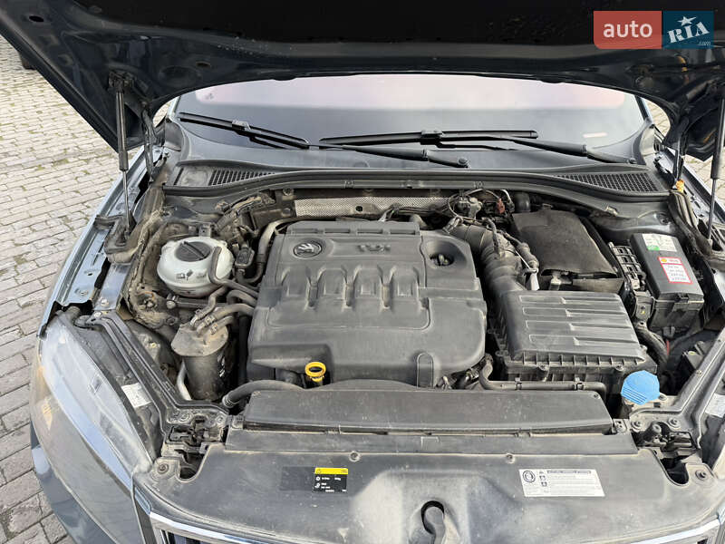 Універсал Skoda Superb 2015 в Львові