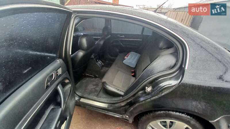 Лифтбек Skoda Superb 2002 в Кривом Роге фото 7 Лифтбек Skoda Superb 2002 в Кривом Роге