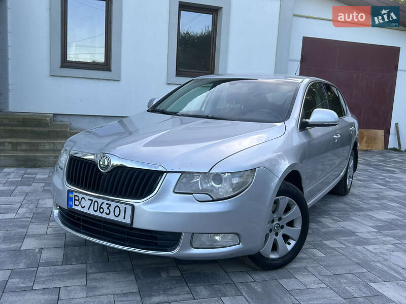 Ліфтбек Skoda Superb 2008 в Львові
