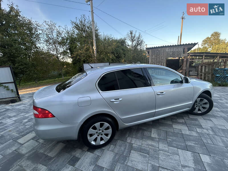 Ліфтбек Skoda Superb 2008 в Львові