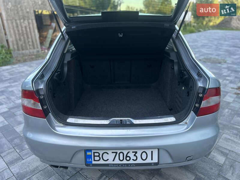 Ліфтбек Skoda Superb 2008 в Львові