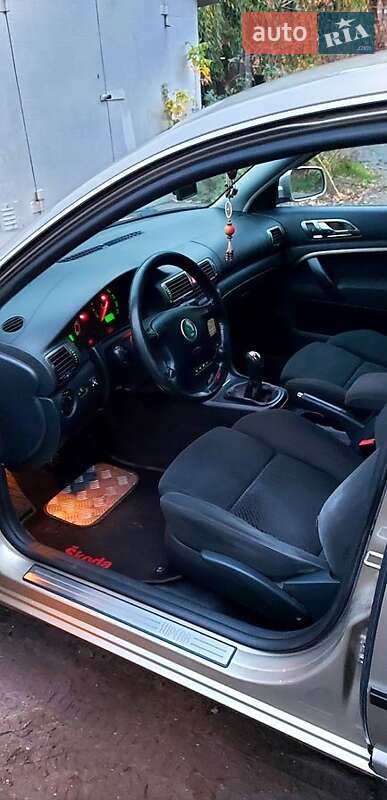 Ліфтбек Skoda Superb 2005 в Полтаві