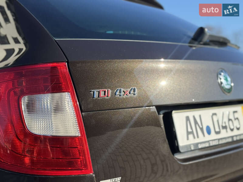 Универсал Skoda Superb 2012 в Кременце