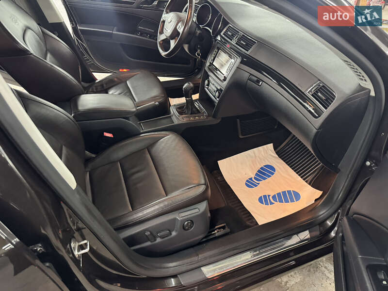 Универсал Skoda Superb 2012 в Кременце