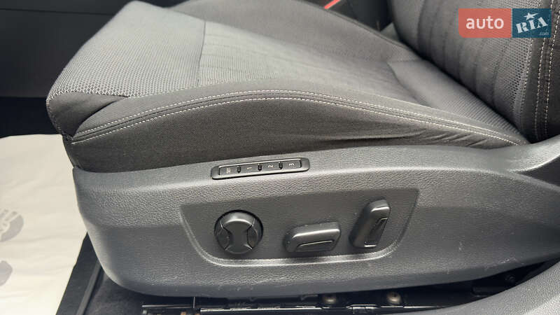 Универсал Skoda Superb 2022 в Сваляве