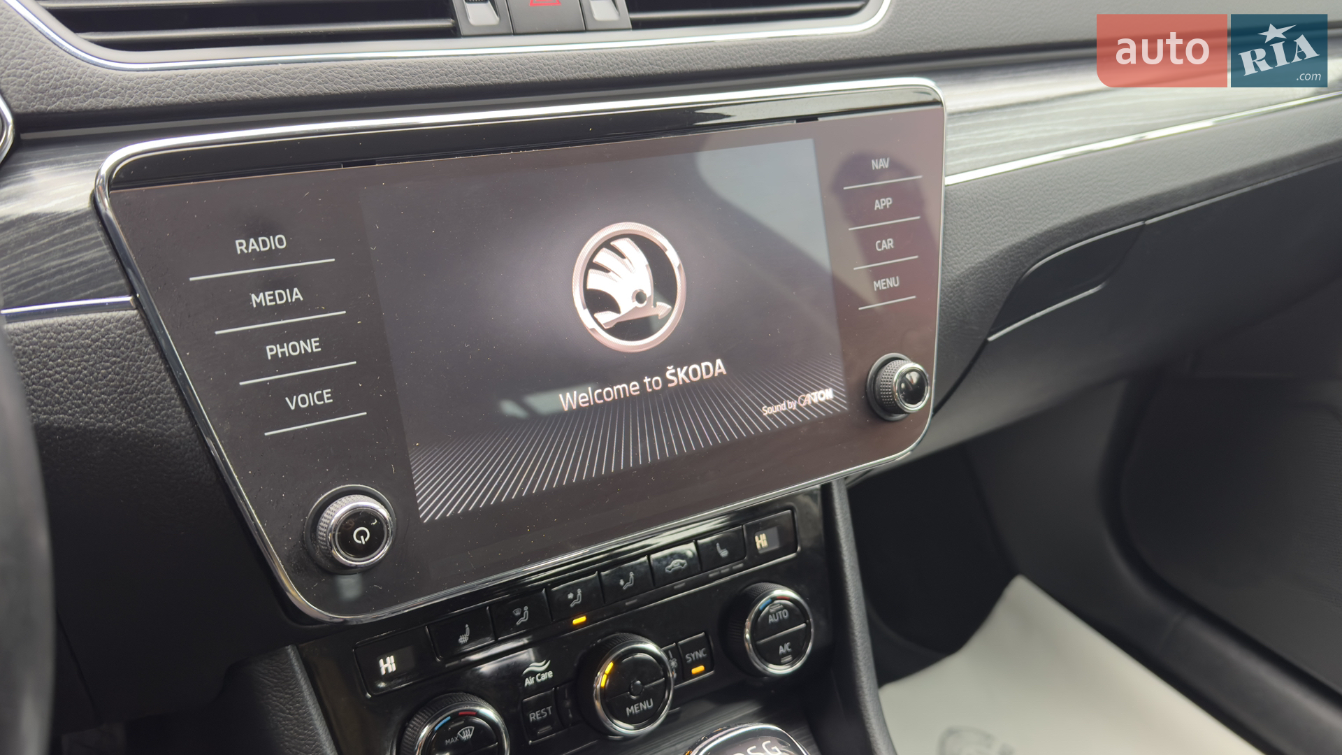 2022 Skoda Superb - мініатюра 66