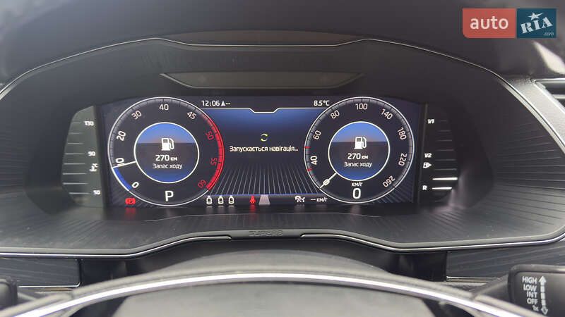 Универсал Skoda Superb 2022 в Сваляве